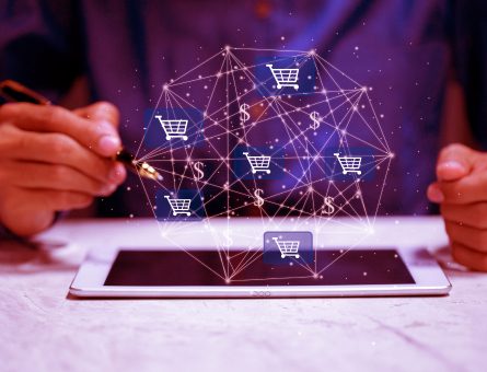 Comparison between eCommerce Platforms for Enterprises